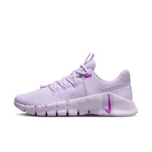 Never worn Nike Free Metcon 5
